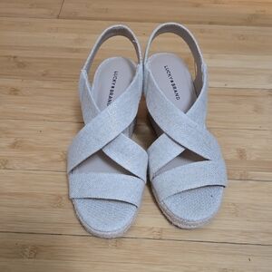 Lucky Brand Women's Beige Wedge Sandals